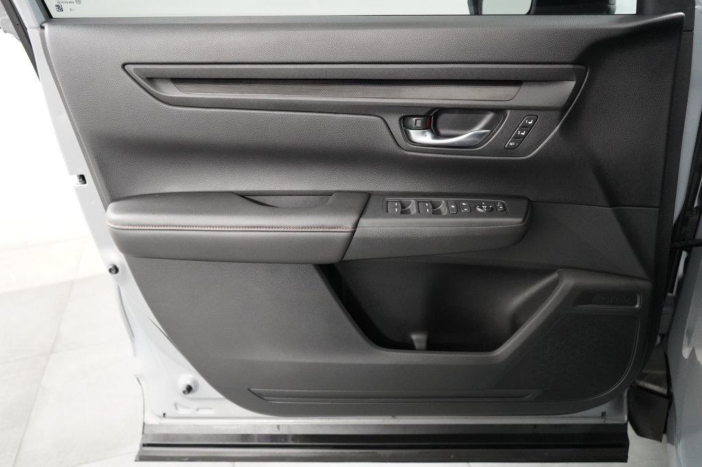 Used 2025 Honda CR-V Sport-L image 30