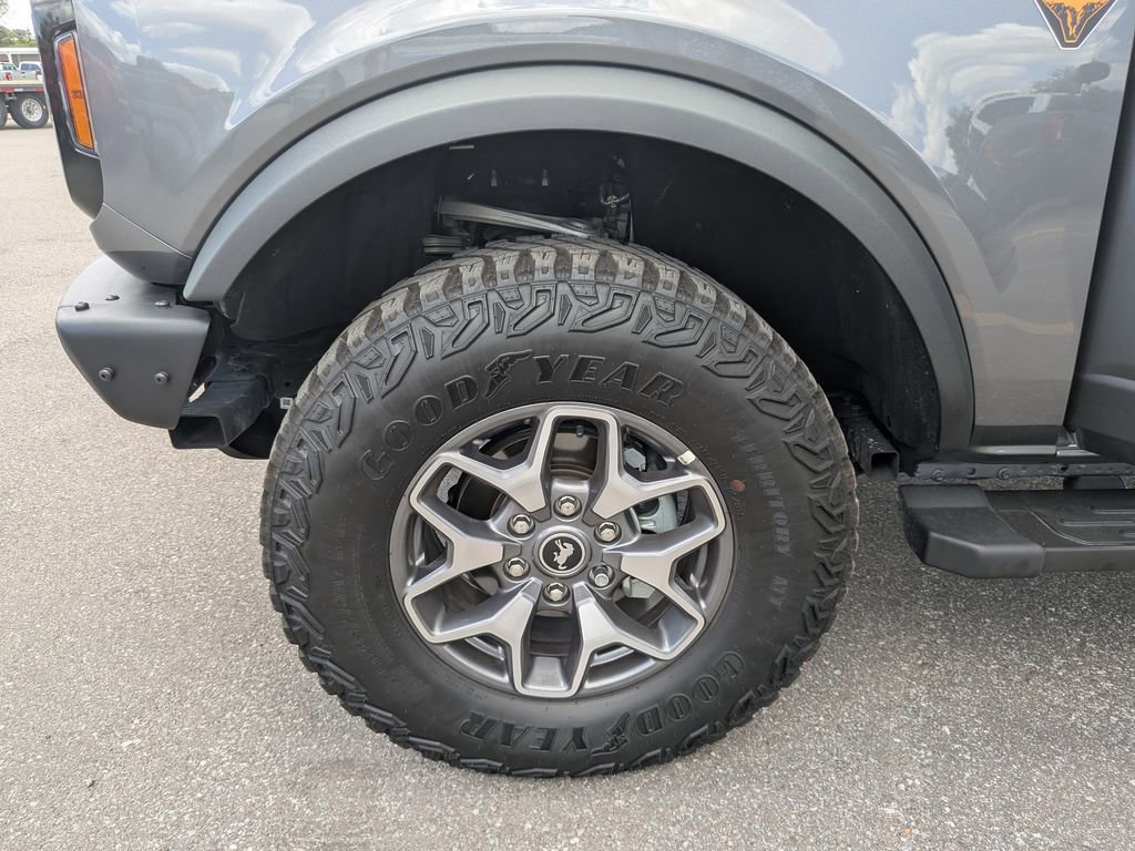 Certified 2025 Ford Bronco Badlands AWD/4WD image 34