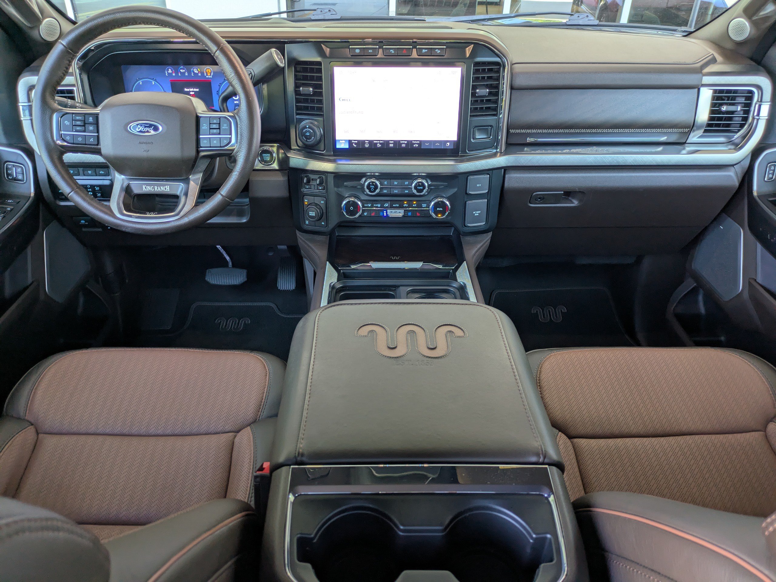 Certified 2023 Ford F350 King Ranch AWD/4WD image 16