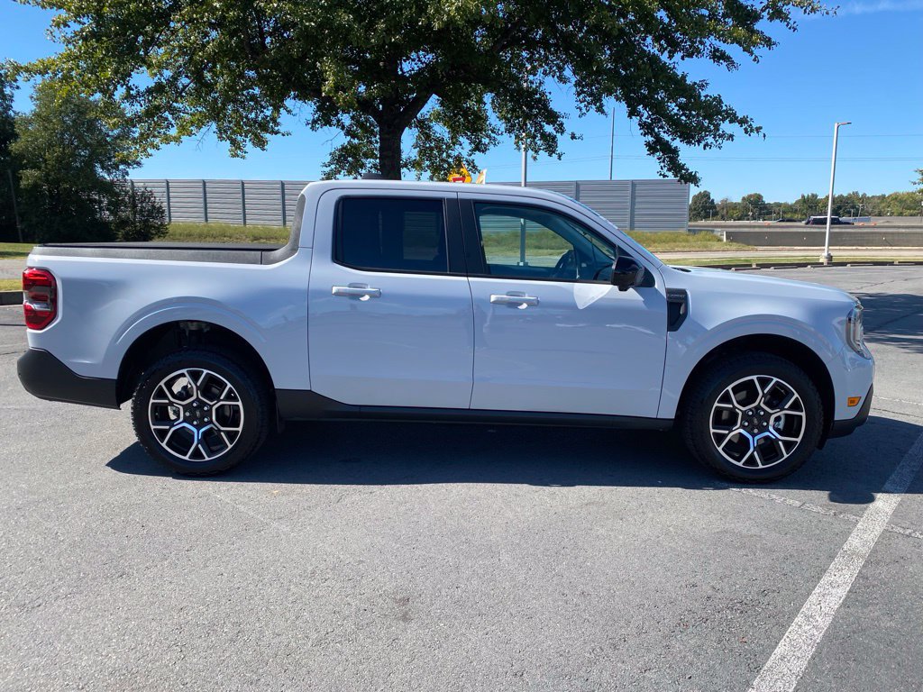 Certified 2025 Ford Maverick Lariat AWD/4WD image 8