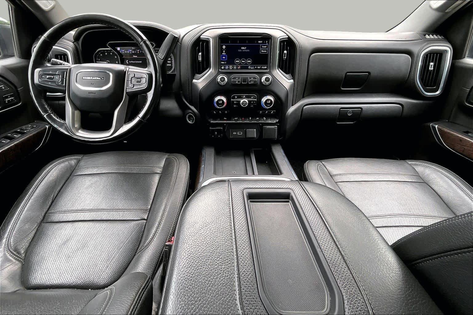 Used 2022 GMC Sierra 1500 Denali AWD/4WD image 16