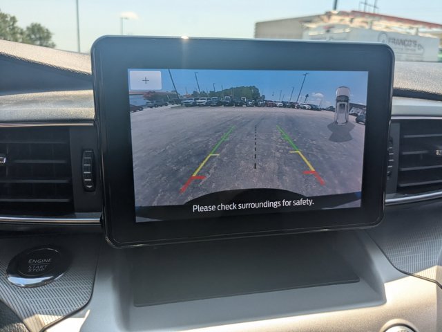 Certified 2022 Ford Explorer XLT w/ Equipment Group 202A RWD image 23