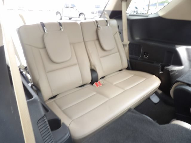 Certified 2021 Ford Explorer XLT w/ Equipment Group 202A RWD image 33