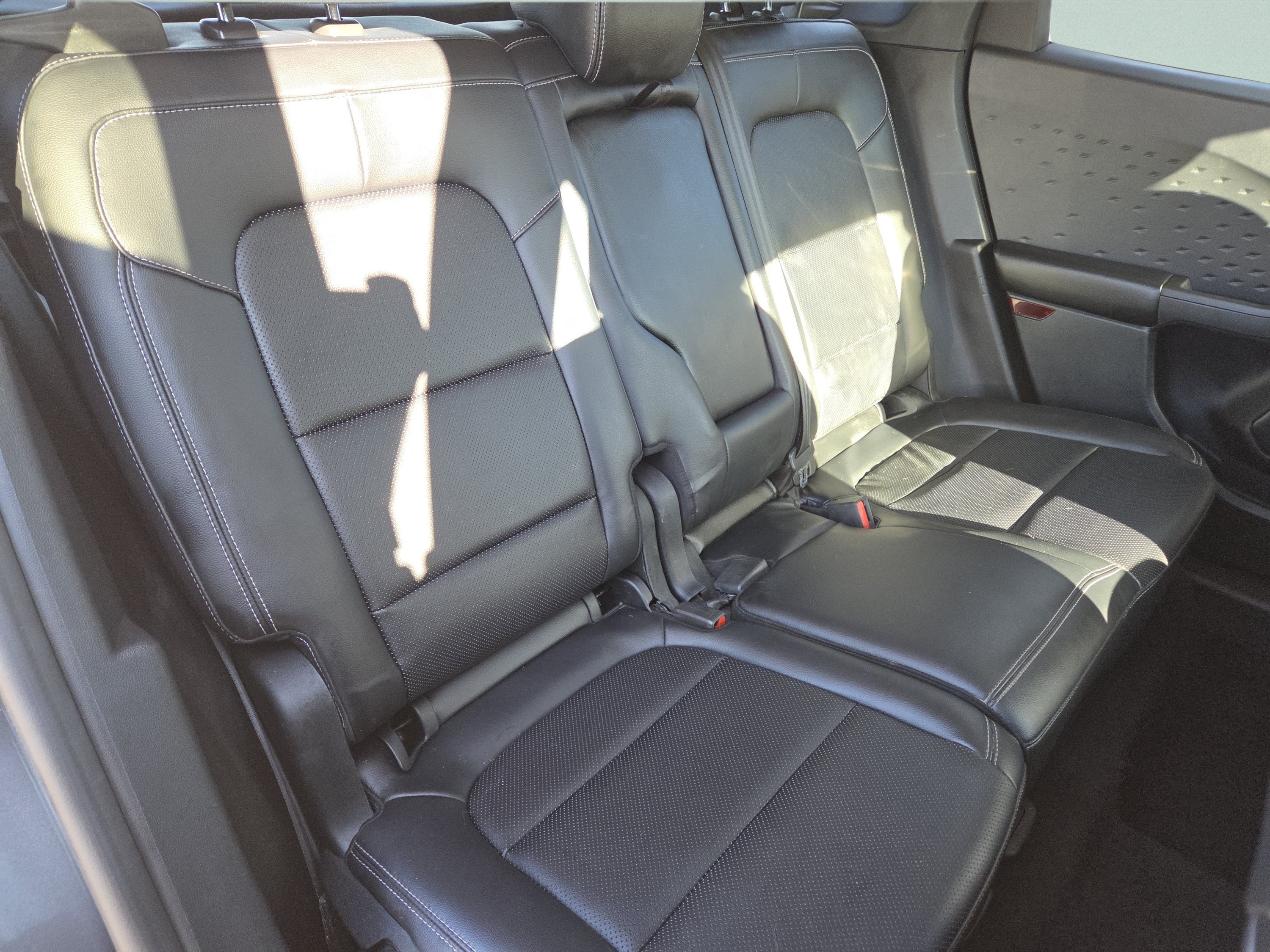 Certified 2020 Ford Escape SEL AWD/4WD image 5