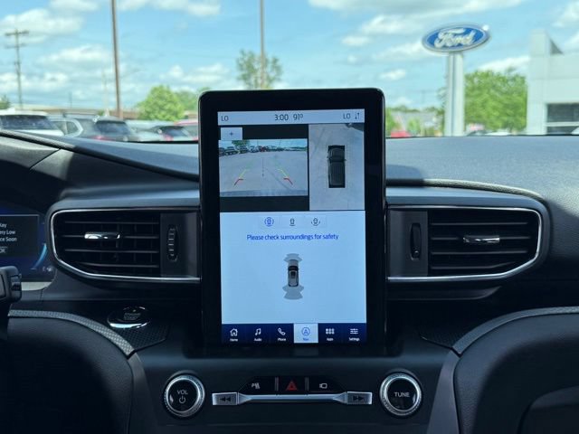 Certified 2020 Ford Explorer ST w/ Premium Technology Package AWD/4WD image 4