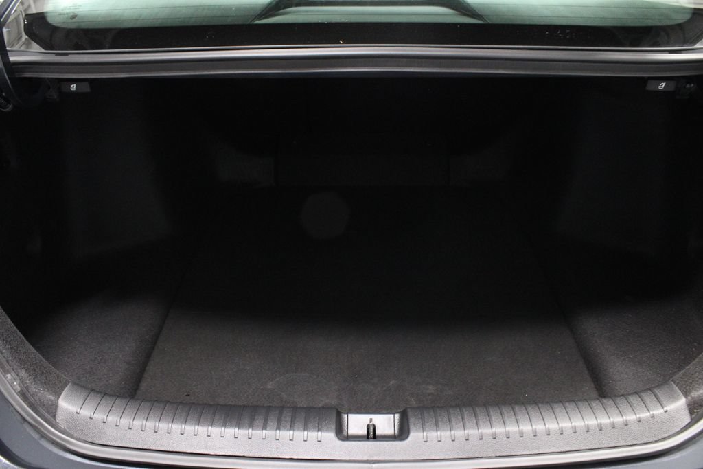 Used 2025 Honda Accord SE image 16