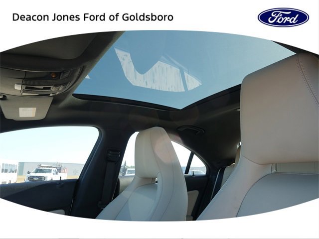 Used 2019 Mercedes-Benz CLA 250 4MATIC image 28