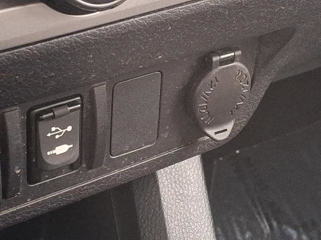 Used 2018 Toyota Tacoma SR5 image 23