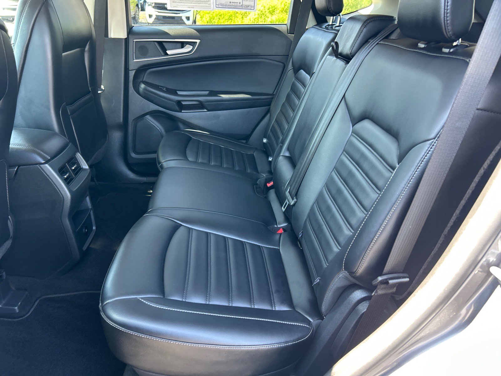 Certified 2024 Ford Edge SEL AWD/4WD image 8