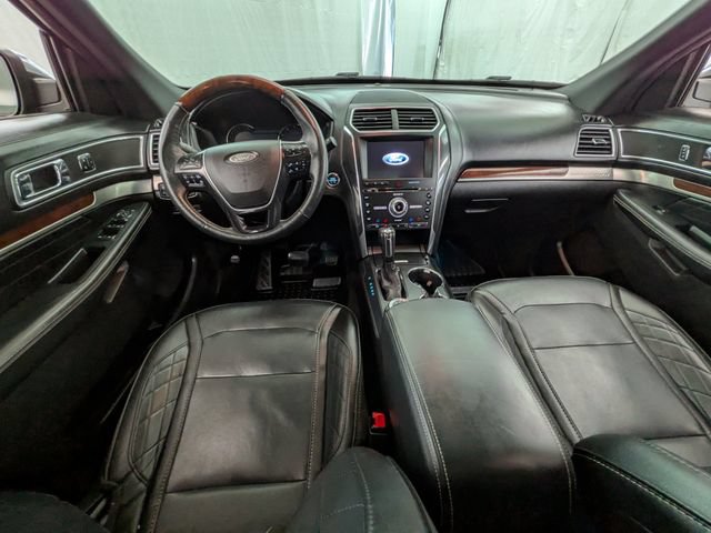 Certified 2018 Ford Explorer Platinum AWD/4WD image 11