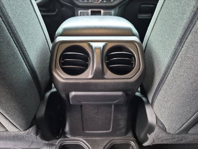 Used 2024 Jeep Wrangler Unlimited Sport AWD/4WD image 16