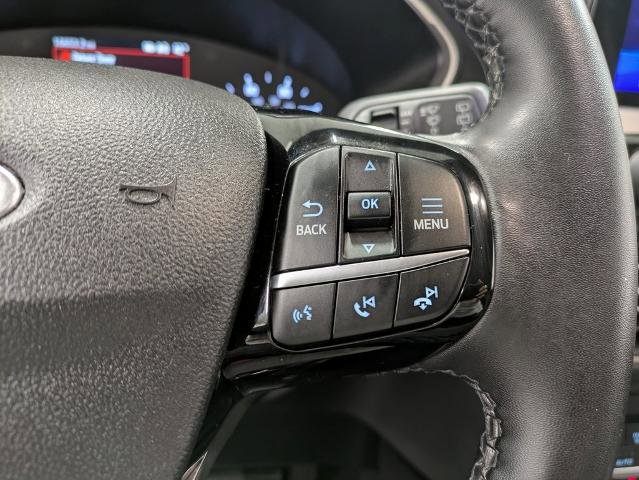 Certified 2022 Ford Escape SE w/ Cold Weather Package image 17