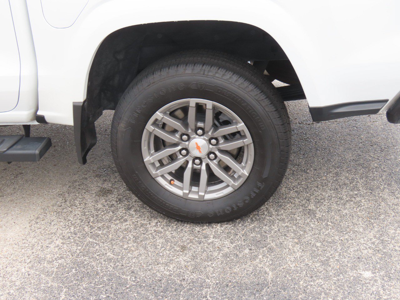 Used 2024 Chevrolet Colorado LT w/ LT Convenience Package RWD image 17