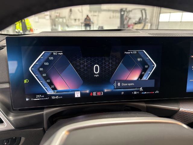 Used 2025 BMW 330i xDrive Sedan w/ Premium Package image 18