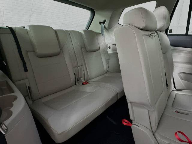 Used 2021 Volkswagen Atlas SEL R-Line FWD image 32