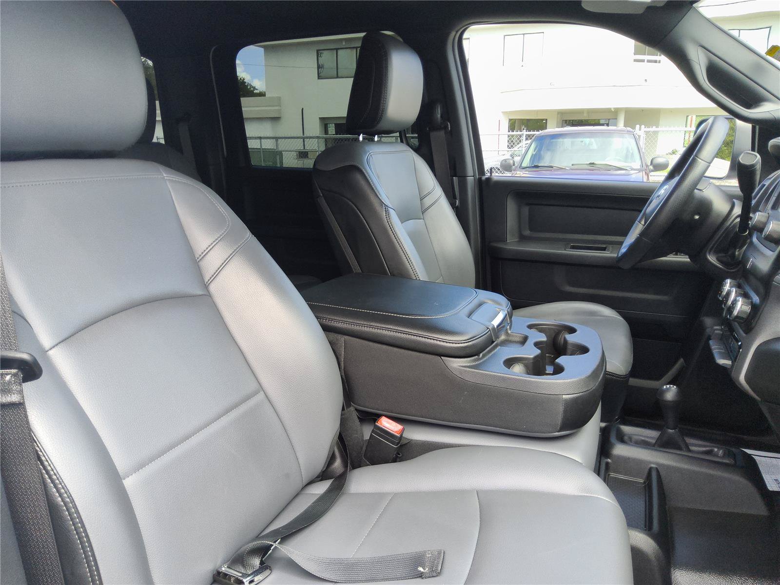 Used 2022 RAM 3500 Tradesman w/ Chrome Appearance Group AWD/4WD image 35