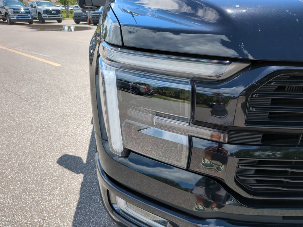 Certified 2025 Ford F150 Platinum w/ Equipment Group 702A High AWD/4WD image 9