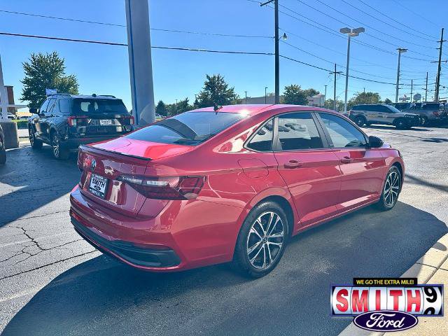 Used 2024 Volkswagen Jetta Sport FWD image 6