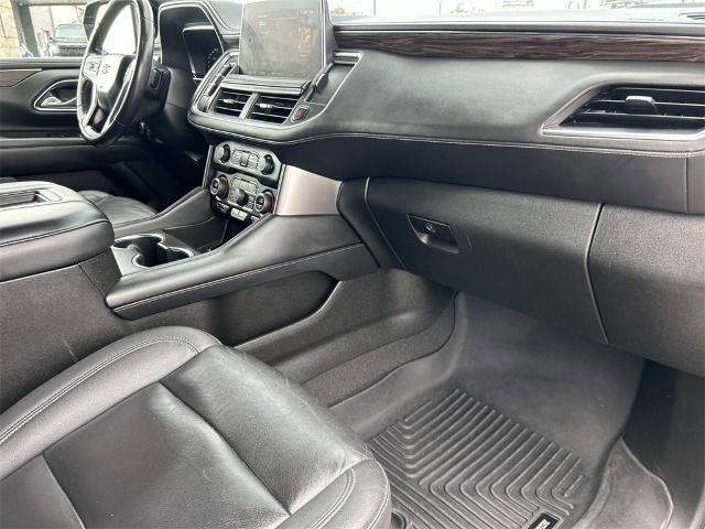 Used 2022 Chevrolet Suburban Z71 image 25
