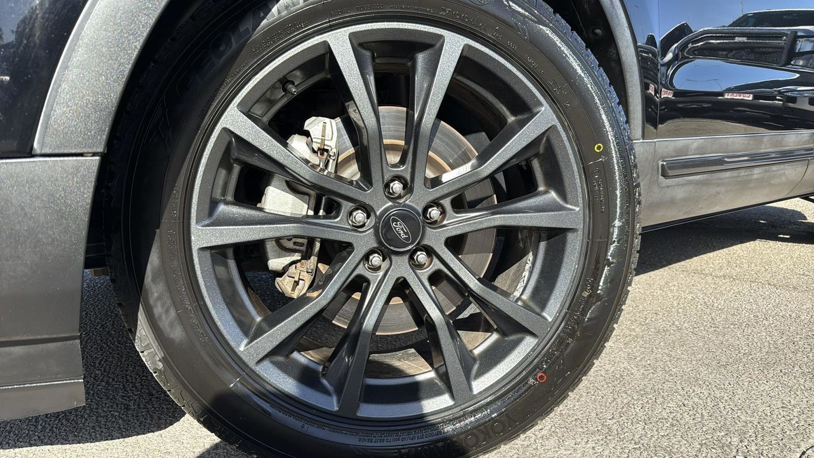 Certified 2017 Ford Explorer XLT w/ Equipment Group 202A image 9