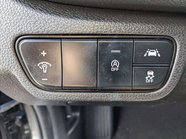 Used 2023 Kia Seltos S w/ Navigation Package AWD/4WD image 13