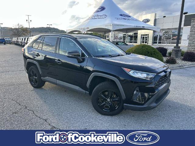 Used 2020 Toyota RAV4 XLE FWD image 2