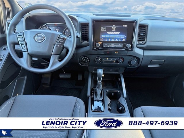 Used 2023 Nissan Frontier SV w/ Midnight Edition Package image 15
