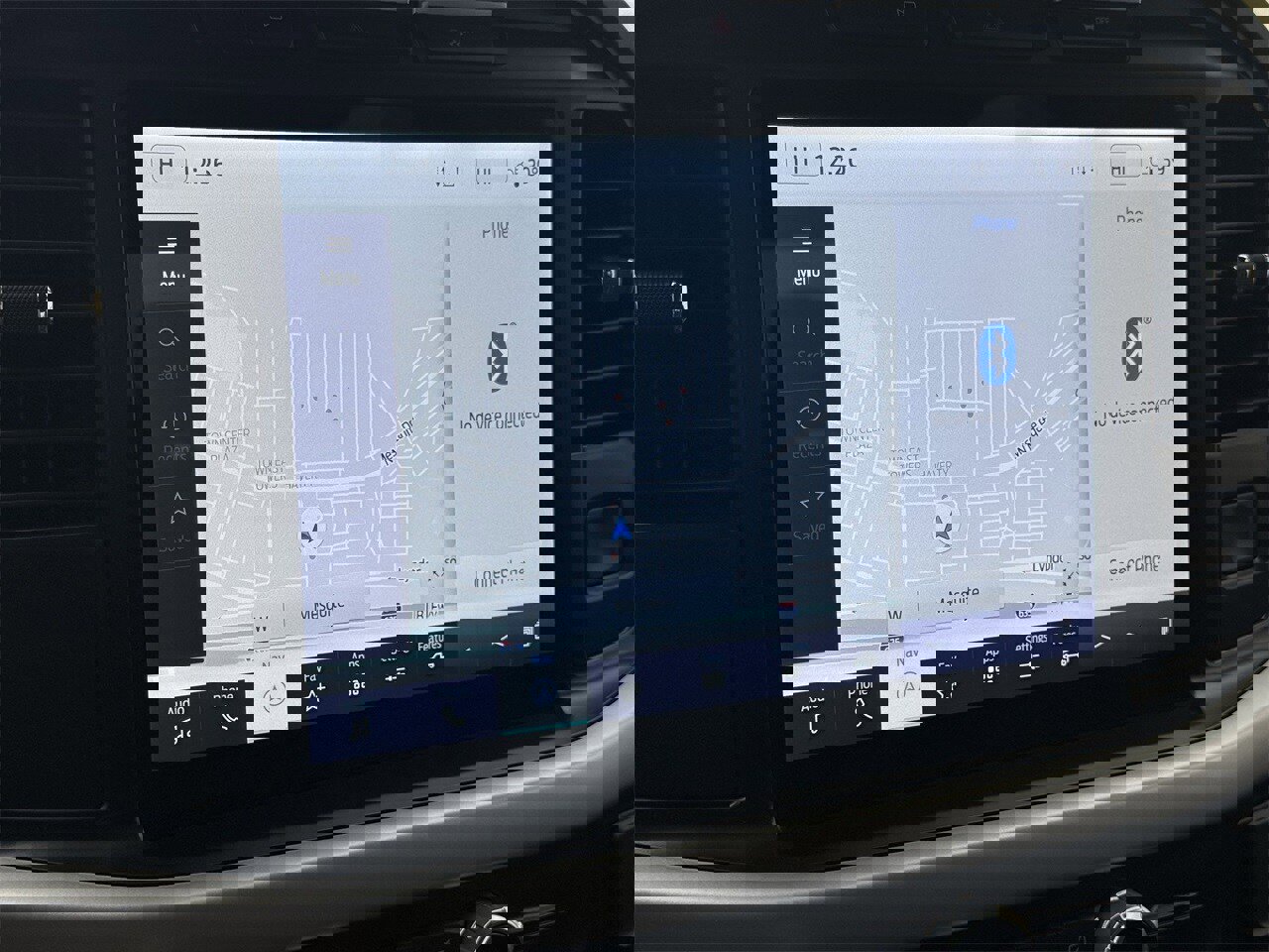 Certified 2022 Ford F150 XLT w/ Equipment Group 302A High image 17