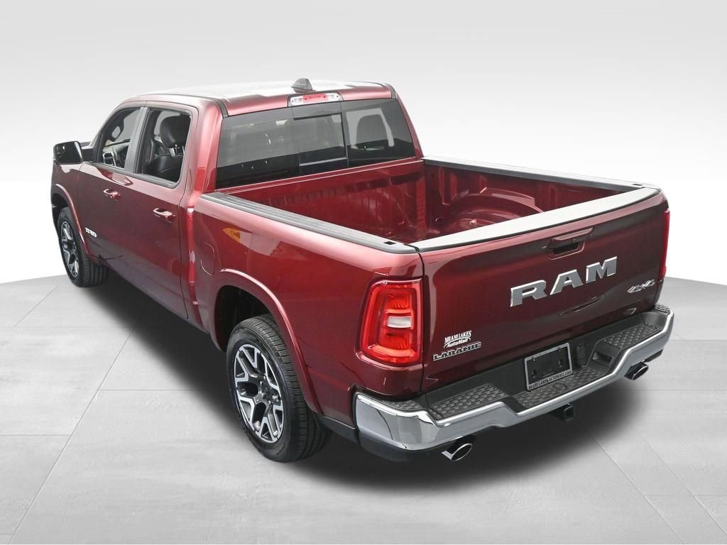 Used 2025 RAM 1500 Laramie AWD/4WD image 16