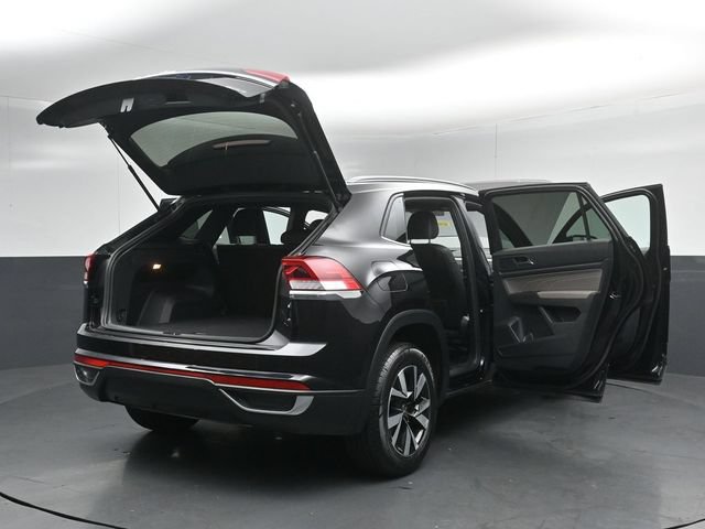 Used 2022 Volkswagen Atlas Cross Sport SE AWD/4WD image 54