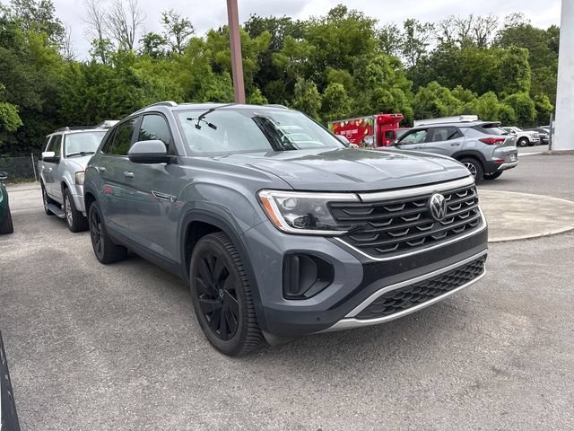 Used 2024 Volkswagen Atlas Cross Sport SE AWD/4WD image 7