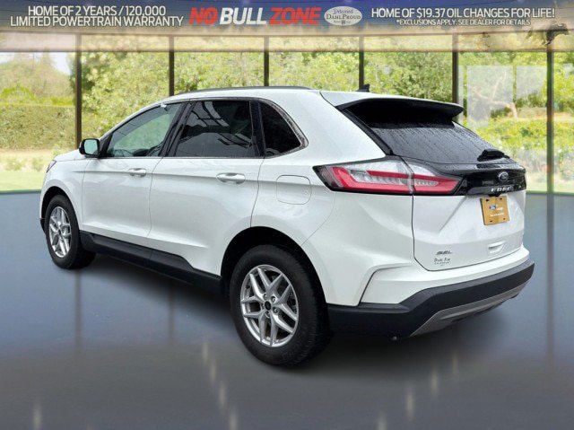 Certified 2024 Ford Edge SEL w/ Convenience Package AWD/4WD image 3