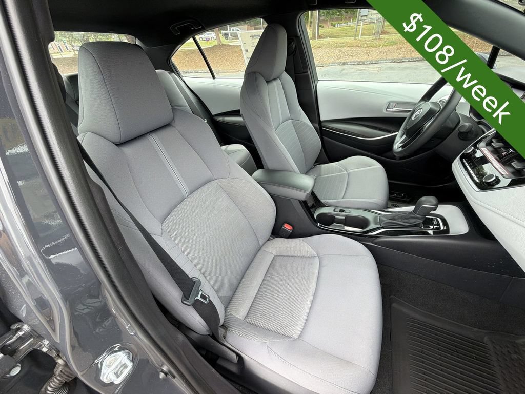 Used 2025 Toyota Corolla SE FWD image 27
