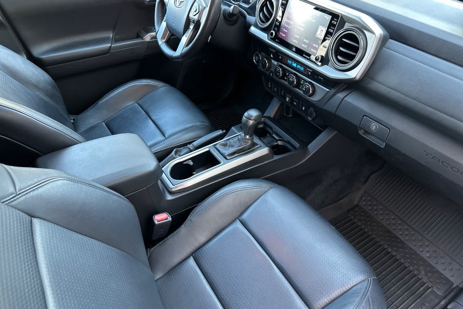 Used 2023 Toyota Tacoma Limited AWD/4WD image 15