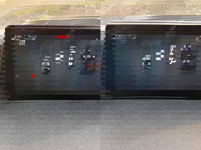 Certified 2025 Ford Expedition Active image 24