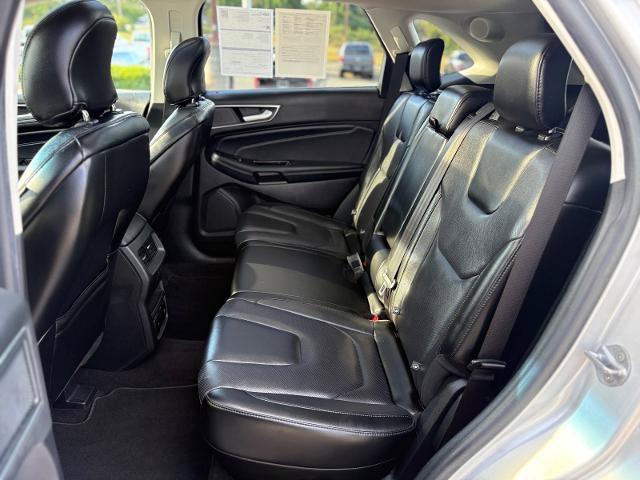 Certified 2019 Ford Edge Titanium w/ Equipment Group 301A FWD image 29