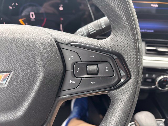 Used 2025 Chevrolet Trax LT FWD image 20