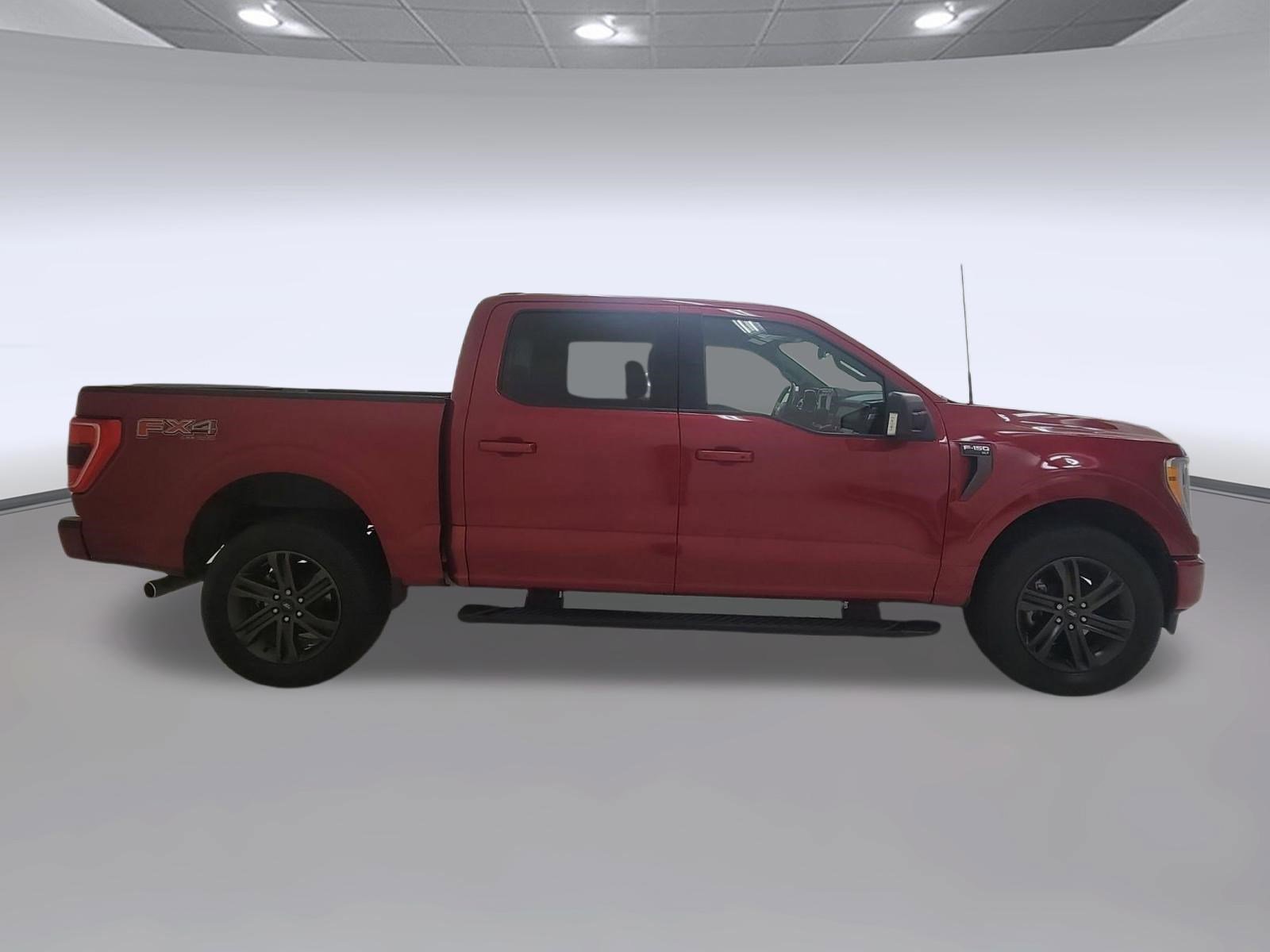 Certified 2022 Ford F150 XLT w/ Equipment Group 302A High image 5