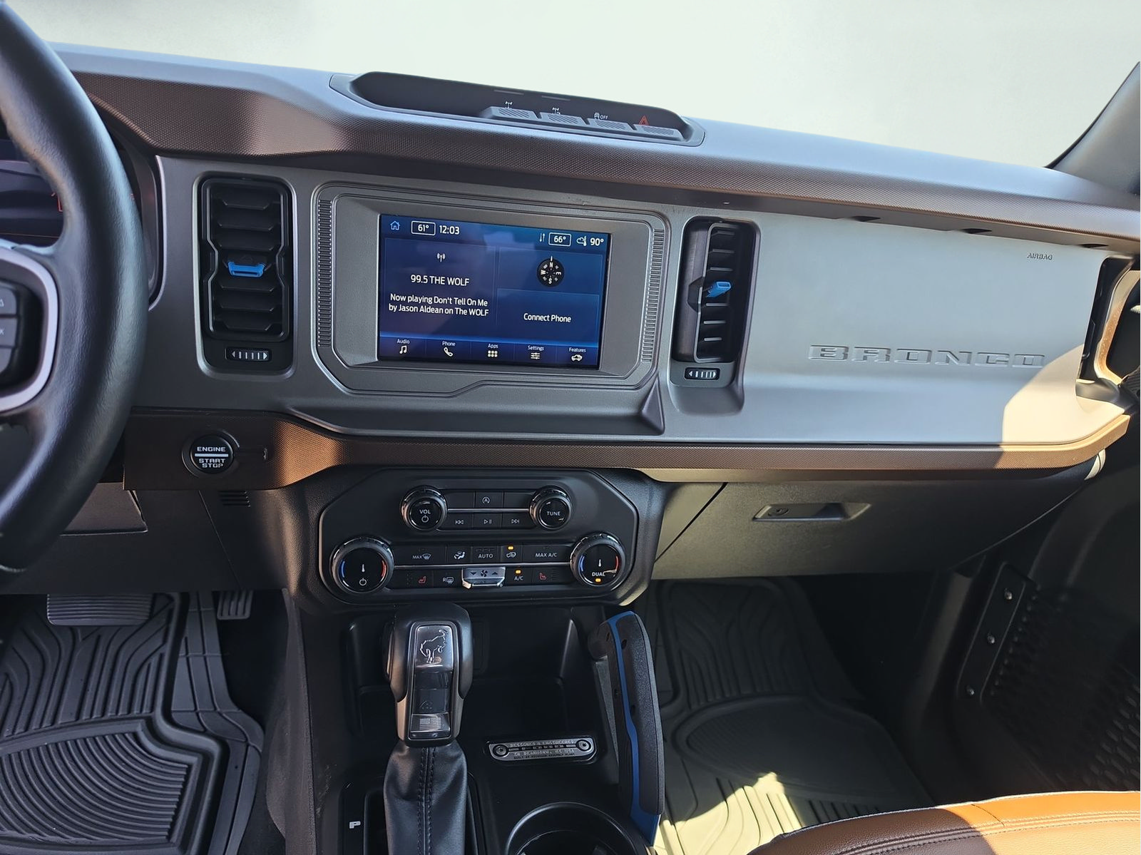 Certified 2022 Ford Bronco Outer Banks AWD/4WD image 11