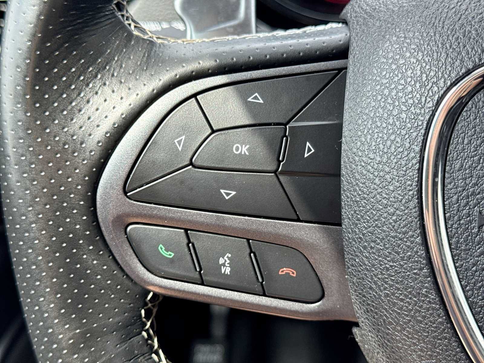 Used 2022 Dodge Durango SRT w/ Black Package AWD/4WD image 26