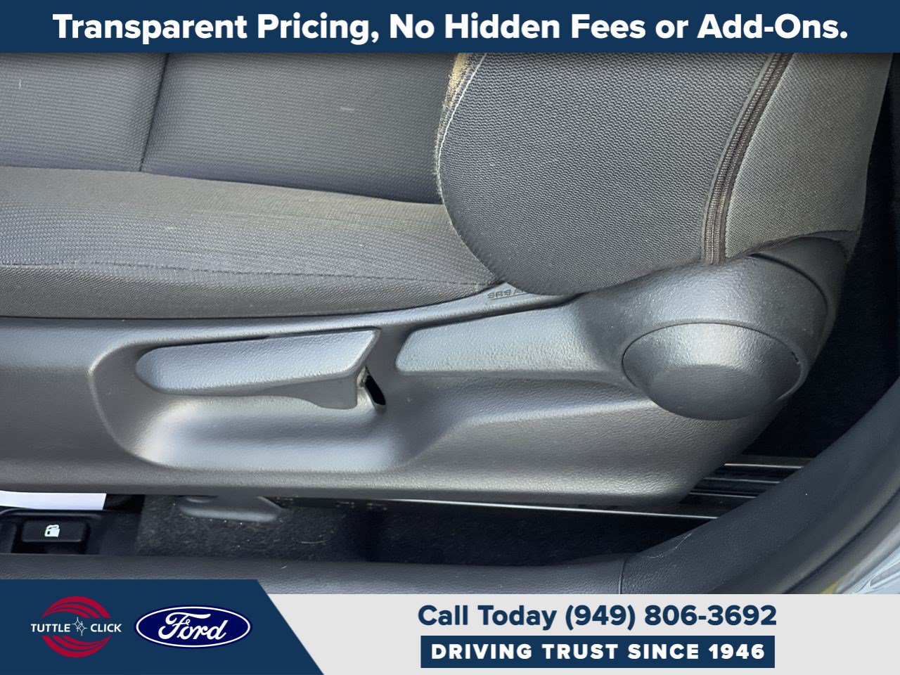 Used 2023 Toyota Corolla LE w/ Carpet Mat Package (TMS) FWD image 33
