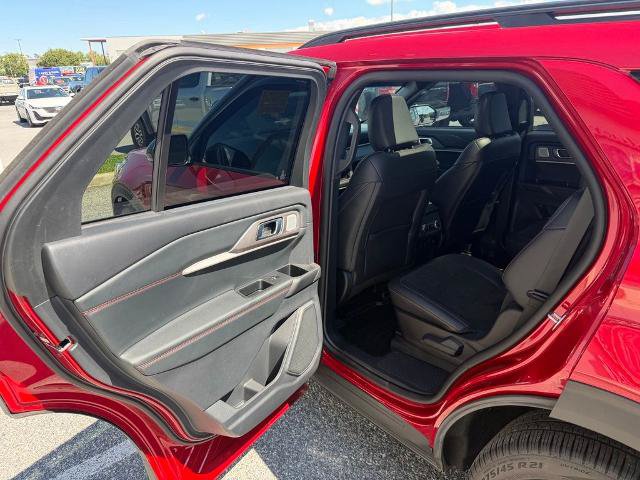 Certified 2025 Ford Explorer ST w/ Sun And Sound Package AWD/4WD image 12