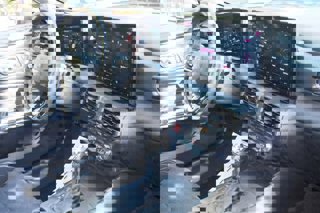 Certified 2025 Ford Mustang Coupe image 10