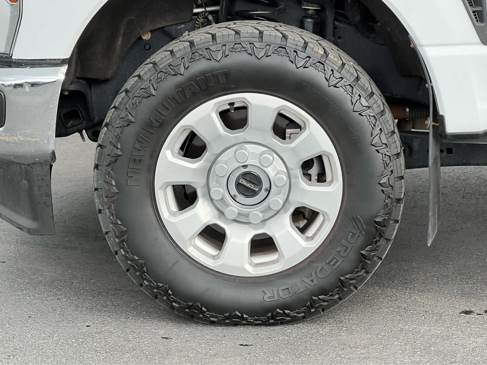 Certified 2024 Ford F350 XLT AWD/4WD image 13
