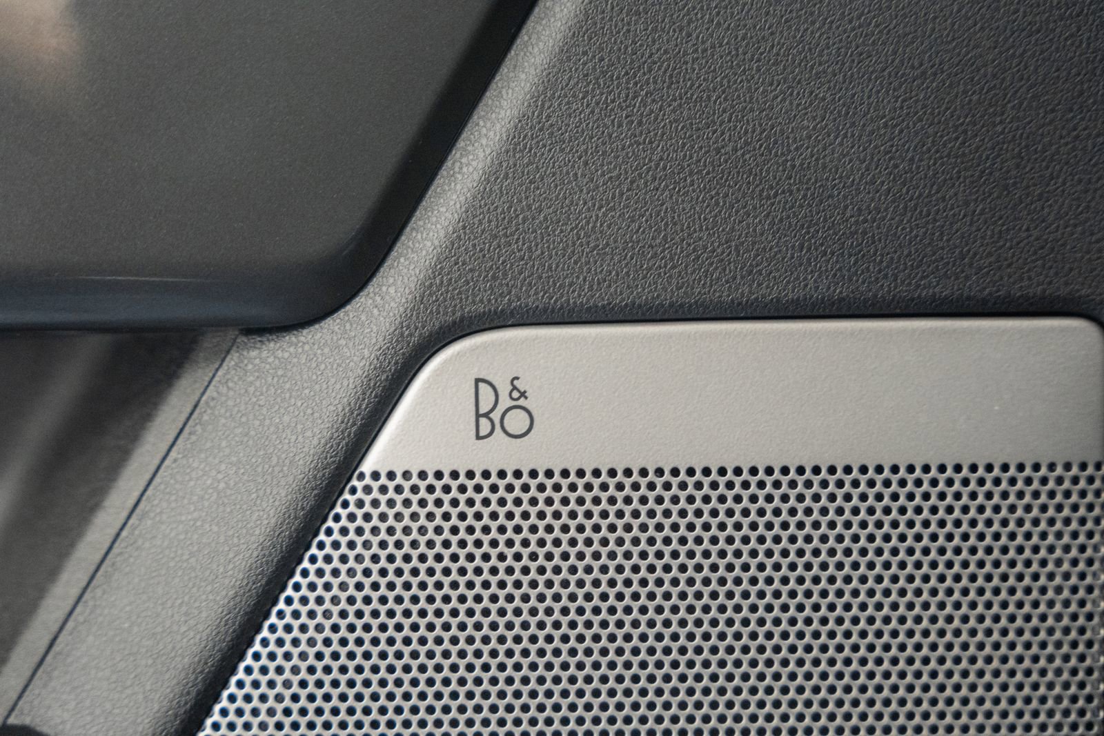 Certified 2022 Ford F150 Lariat w/ Equipment Group 502A High image 48