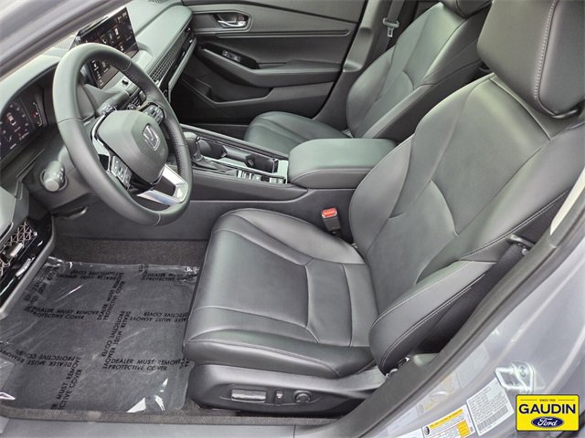 Used 2024 Honda Accord Touring image 11
