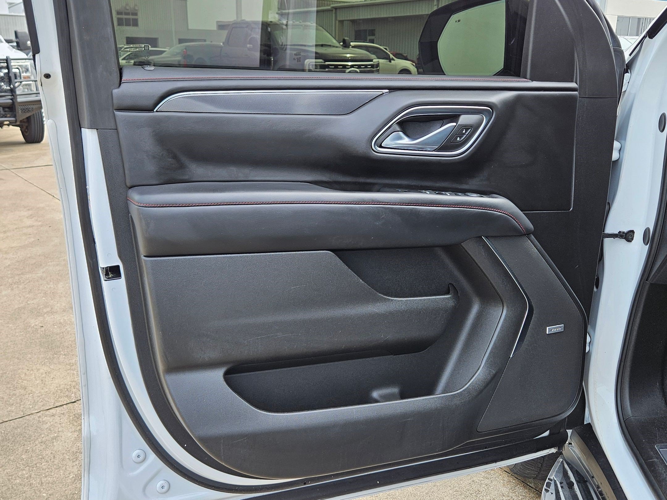 Used 2024 Chevrolet Suburban RST w/ Luxury Package AWD/4WD image 14
