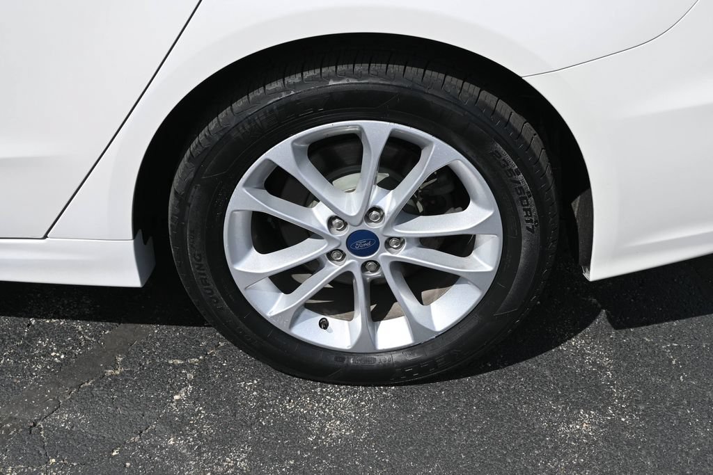 Certified 2020 Ford Fusion SE FWD image 14
