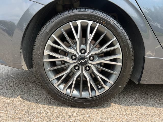 Used 2022 Kia Forte GT-Line w/ GT-Line Premium Package FWD image 14
