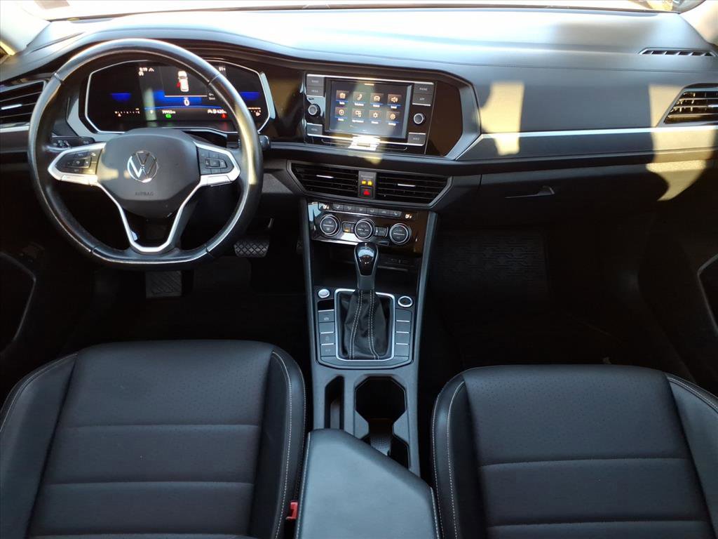 Used 2022 Volkswagen Jetta SE image 16